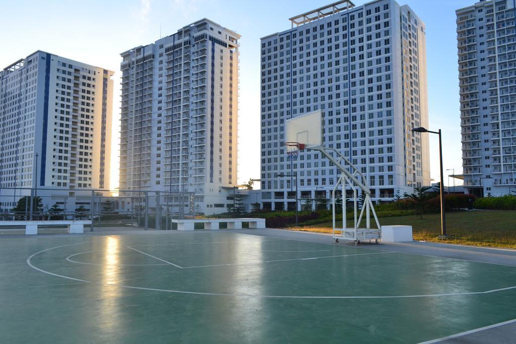 Wind Residences Tower 4 Тагайтай Экстерьер фото